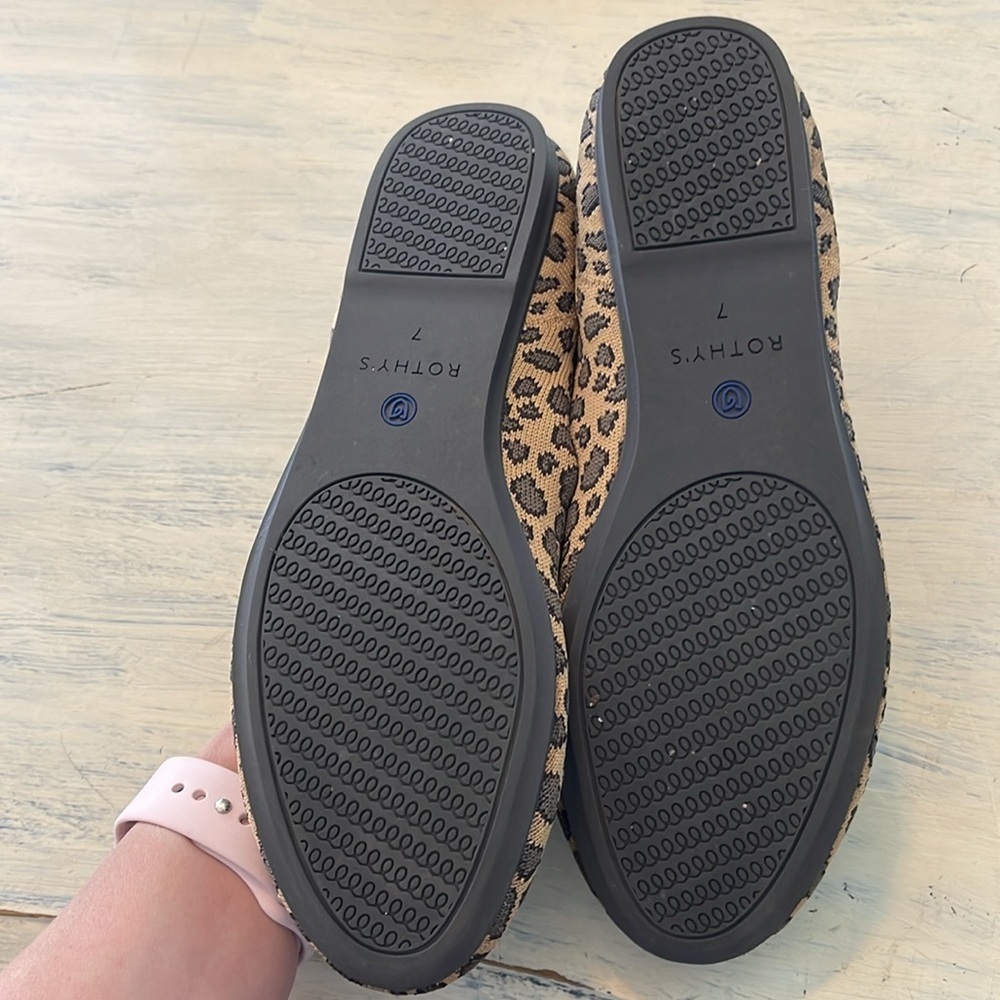 Brand New Cheetah Print Rothys - Picture 2 of 3
